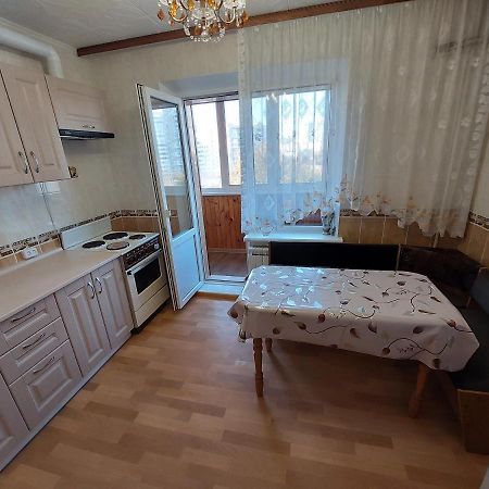 2К Апартаменты Ул.Ревуцкого 19/1 كييف المظهر الخارجي الصورة