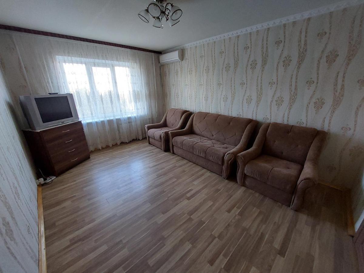 2К Апартаменты Ул.Ревуцкого 19/1 كييف المظهر الخارجي الصورة